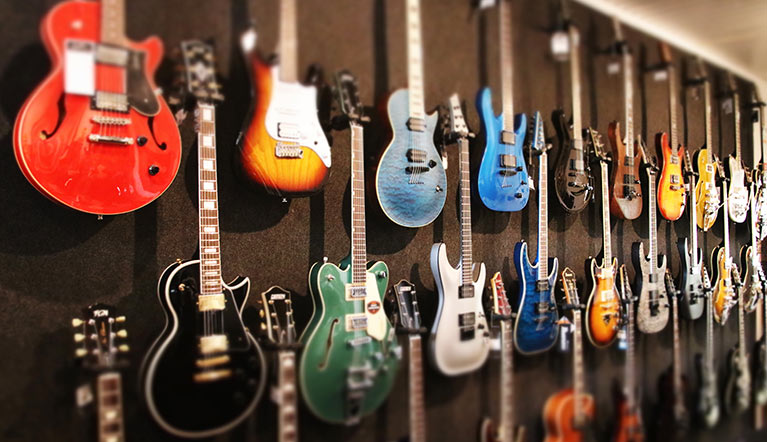Music Store Dresden Image 18